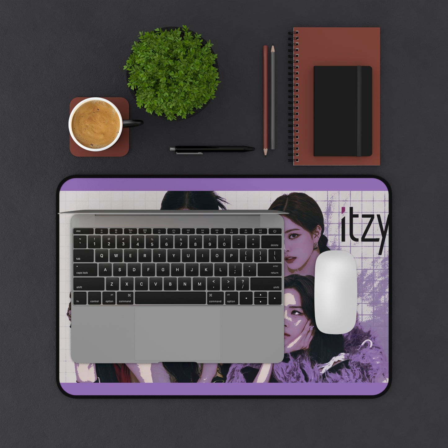 ITZY Desk Mat